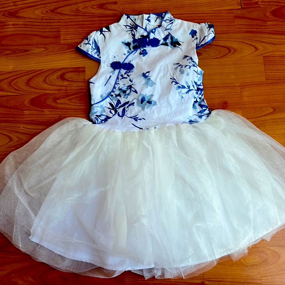 NWOT Authentic Oriental Girls dress Sz 120 Sz 5T